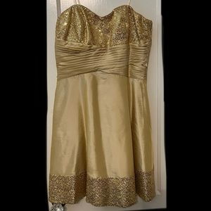 Strapless Formal Dress